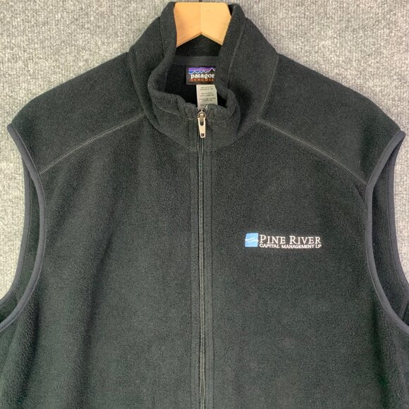 Used shirts Patagonia Black Fleece Vest Pine River Logo Zip Pocket Sleeveless XL - Picture 3 of 10